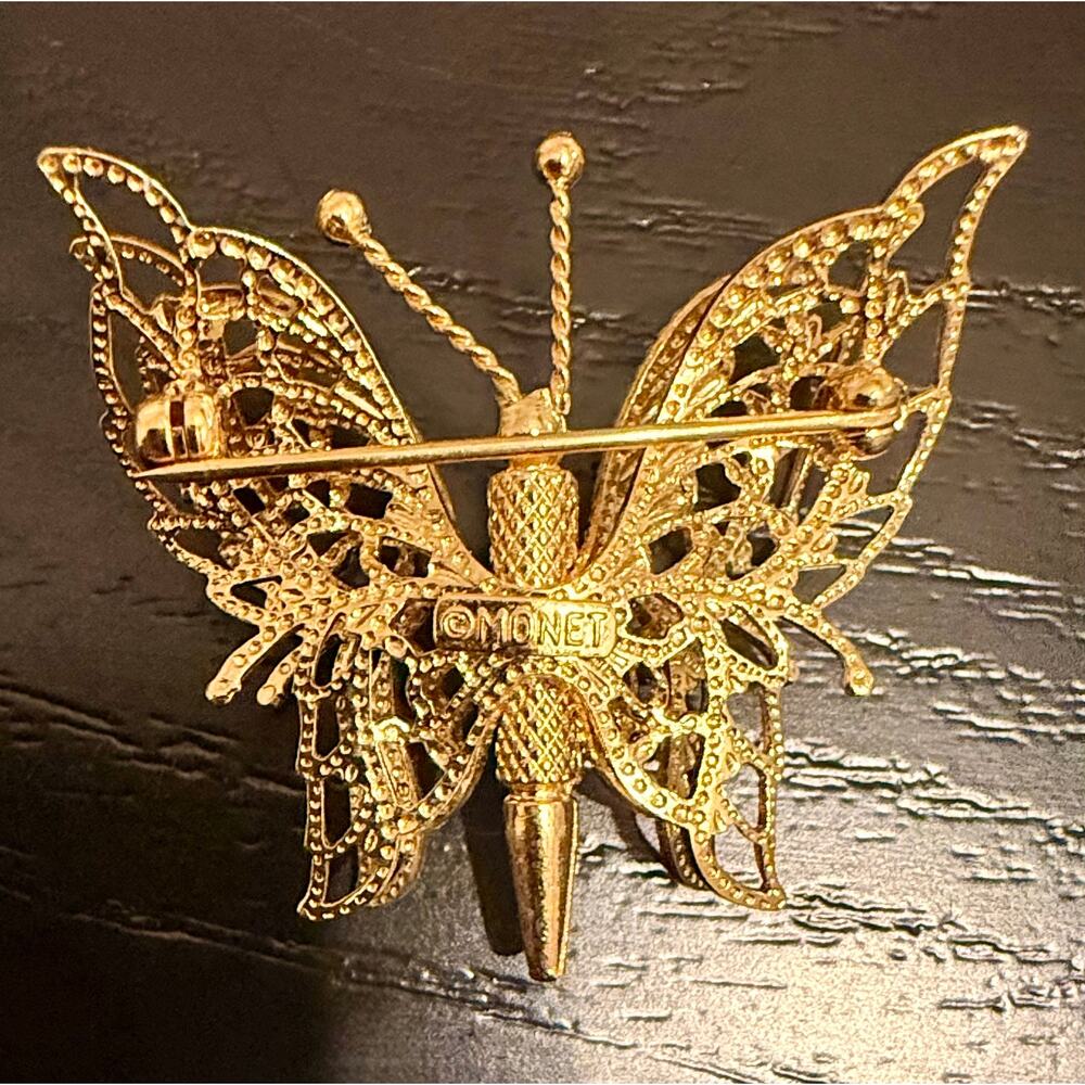 Vintage Signed Monet Gold Tone Filigree Butterfly Brooch - Picture 2 of 5